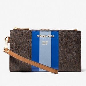 NWT MICHAEL MICHAEL KORS Adele Logo Stripe Smartphone Wallet